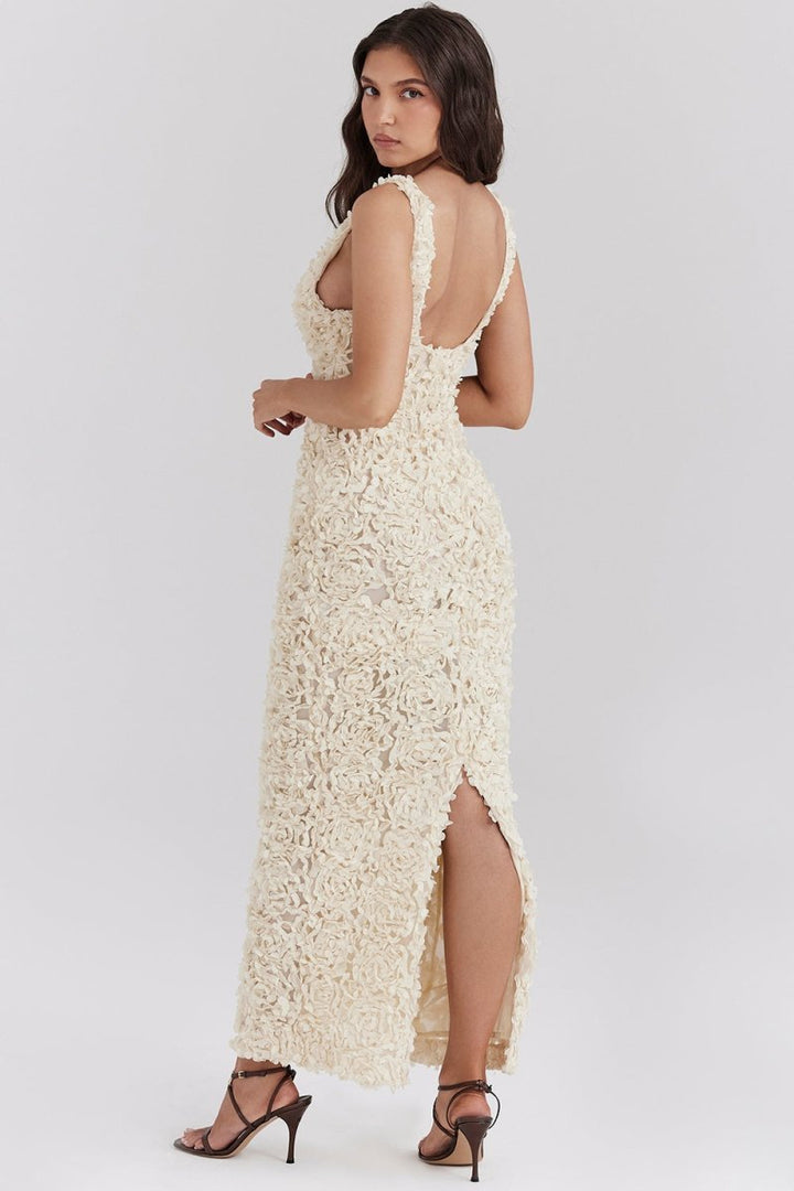 AHNA - VESTIDO LUXURIOSO DE PÉTALOS