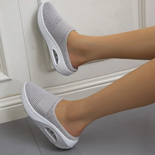 NICA - ZAPATOS ORTOPÉDICOS CON CUÑA DE CONFORT