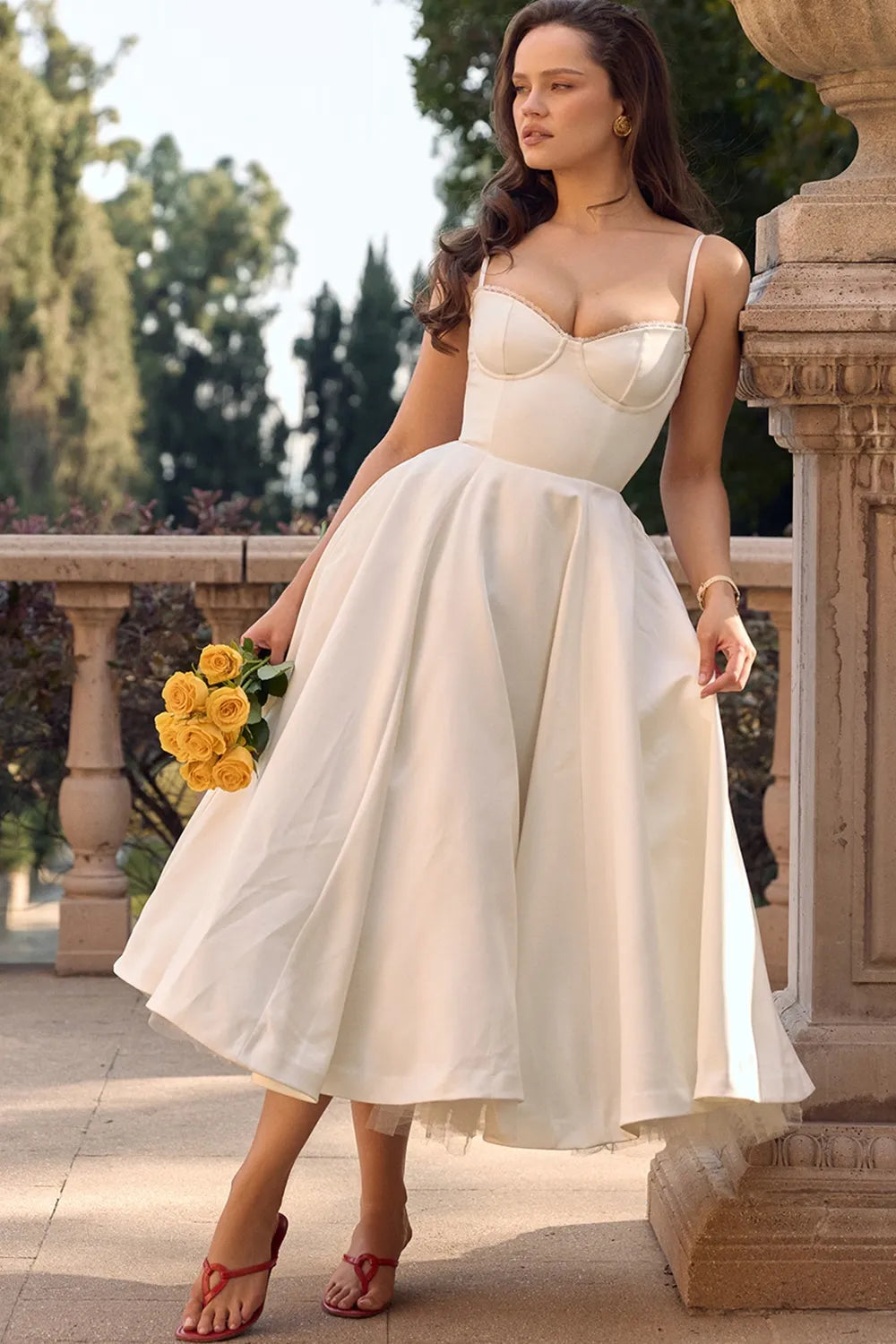 Cordelia | Vestido con Detalles Delicados de Tul