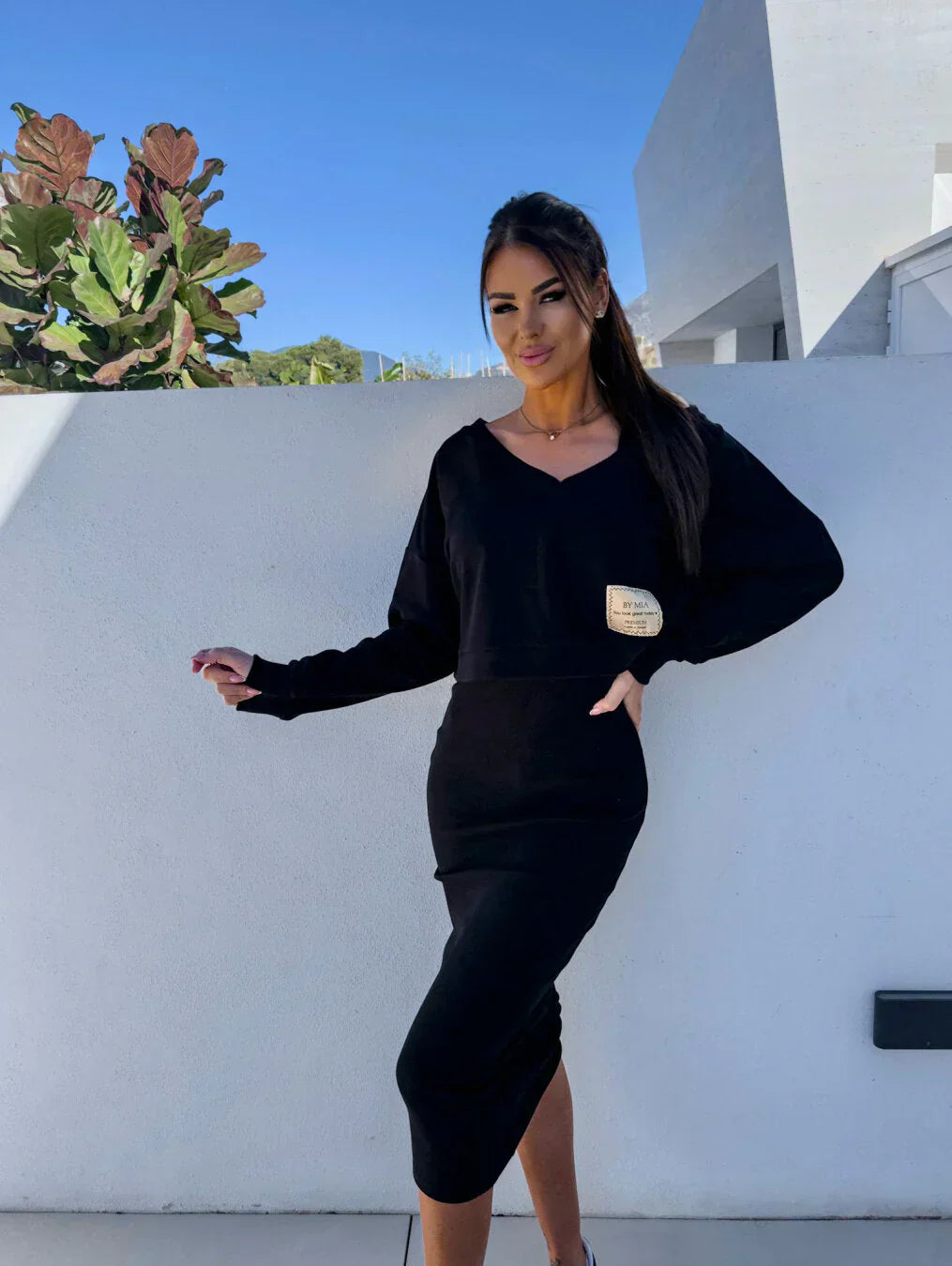 LARISA – CONJUNTO DE VESTIDO MIDI CON SUÉTER SUAVE