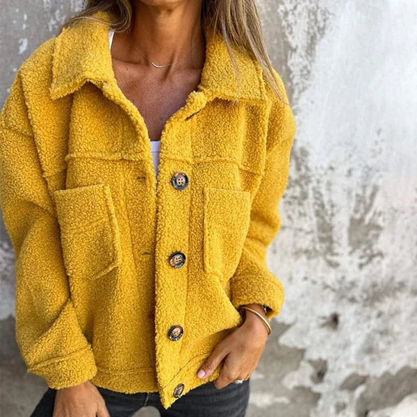DARA - CHAQUETA CORTA CON SOLAPA