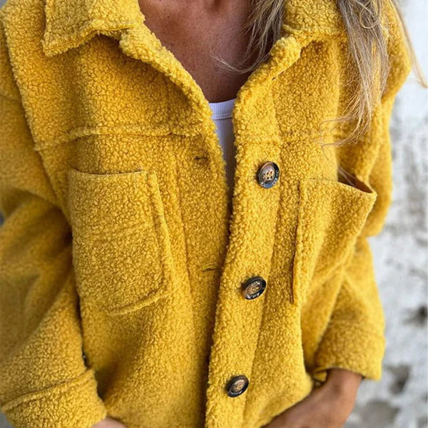 DARA - CHAQUETA CORTA CON SOLAPA
